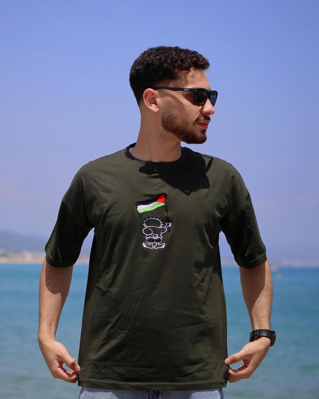 تيشيرت حنظلة – رافع علم فلسطين