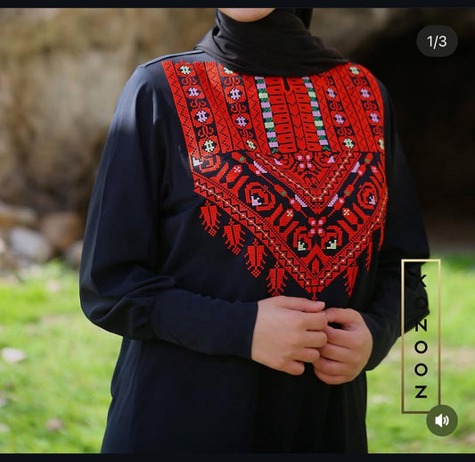 فستان فلسطيني مطرز ناعم